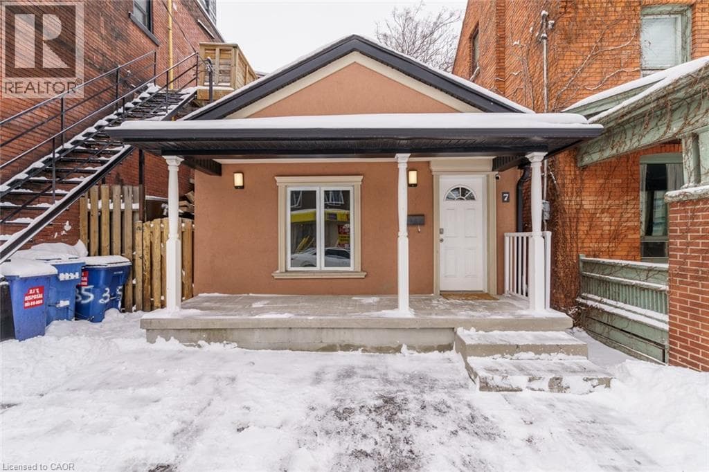 2 Bedroom Single Family