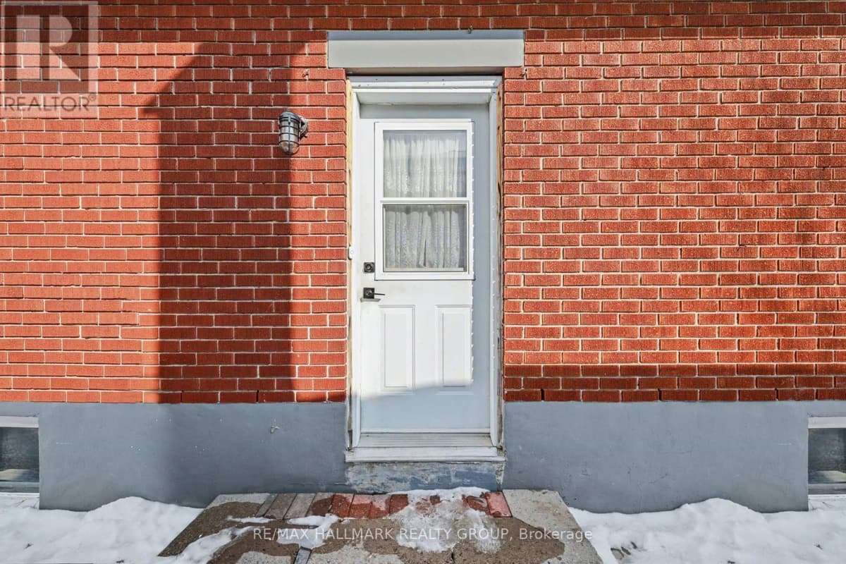 2 Bedroom Single Family