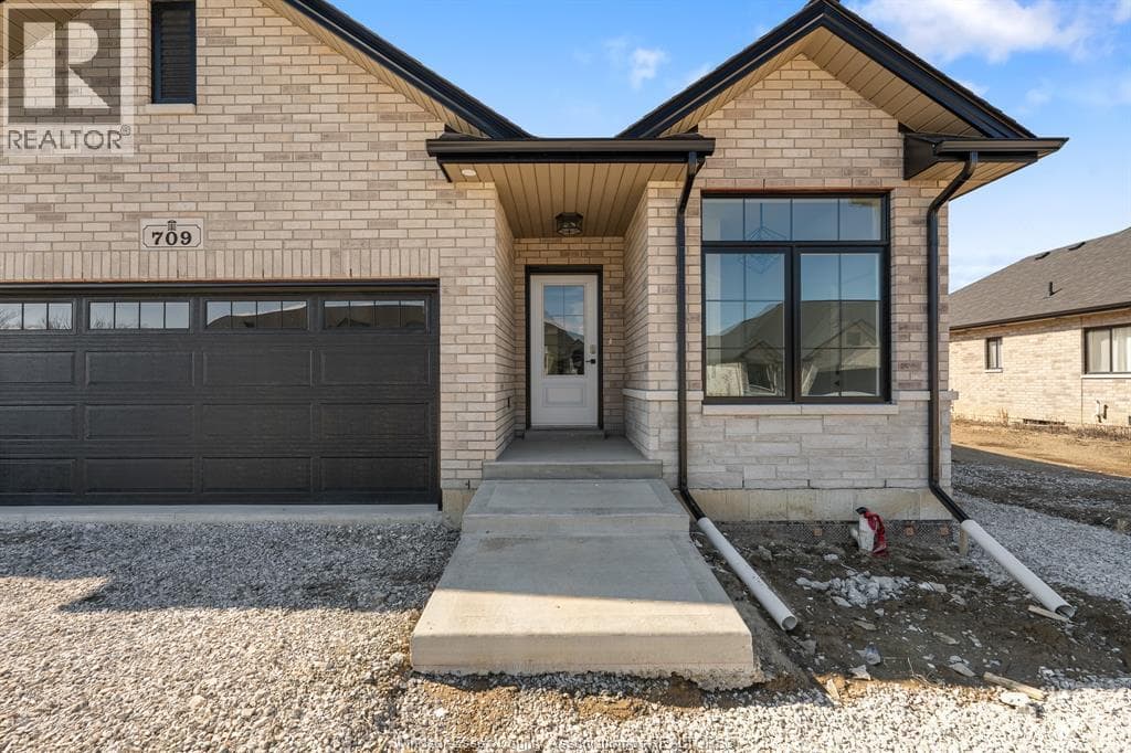 2 Bedroom Single Family