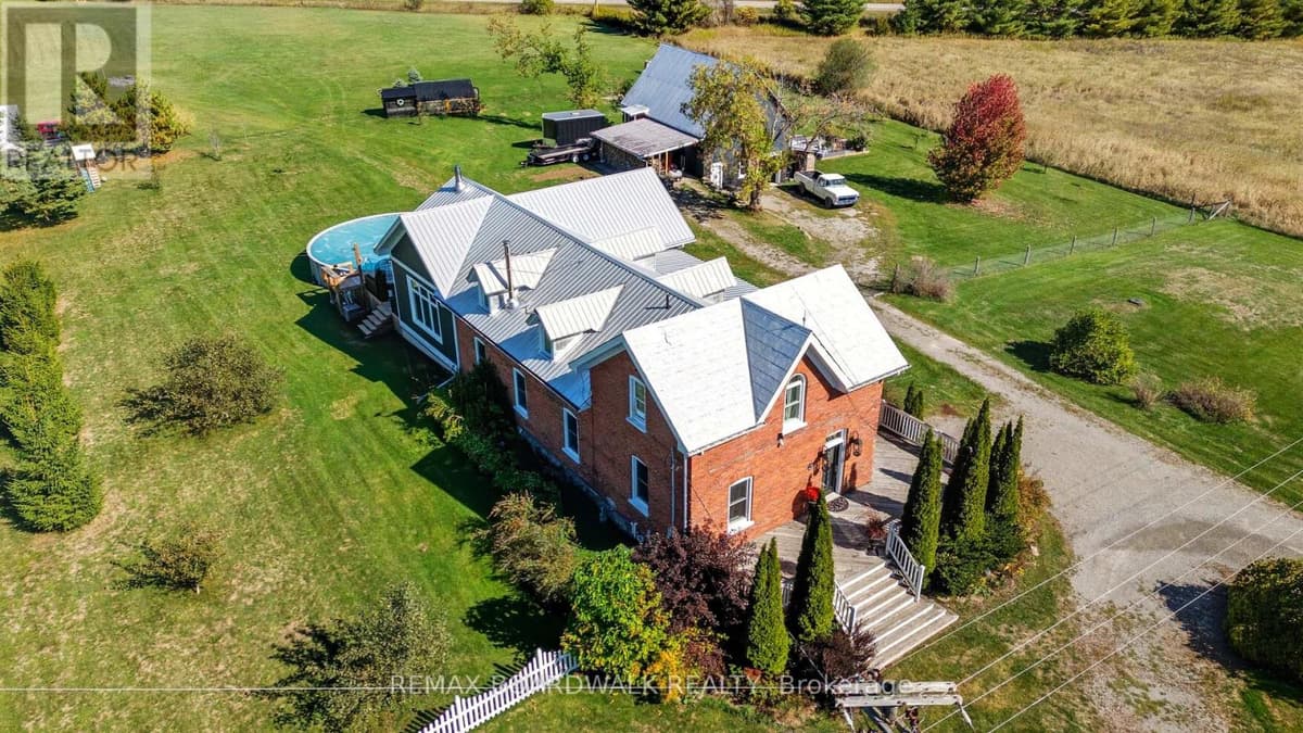 2 Bed · 2 Bath Detached House for Sale in Elizabethtown-Kitley