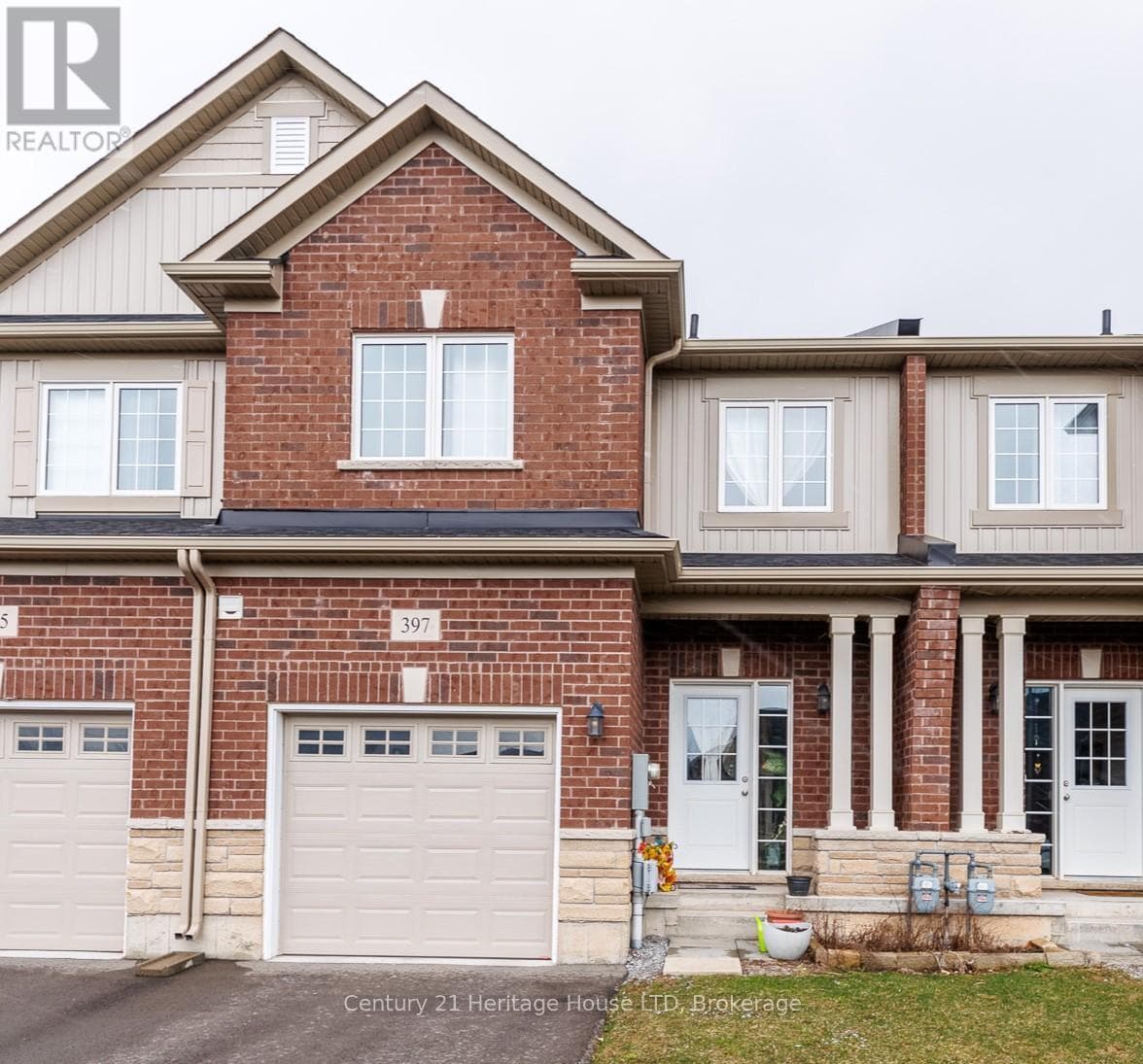 2 Bed · 3 Bath Detached House for Sale in Fort Erie