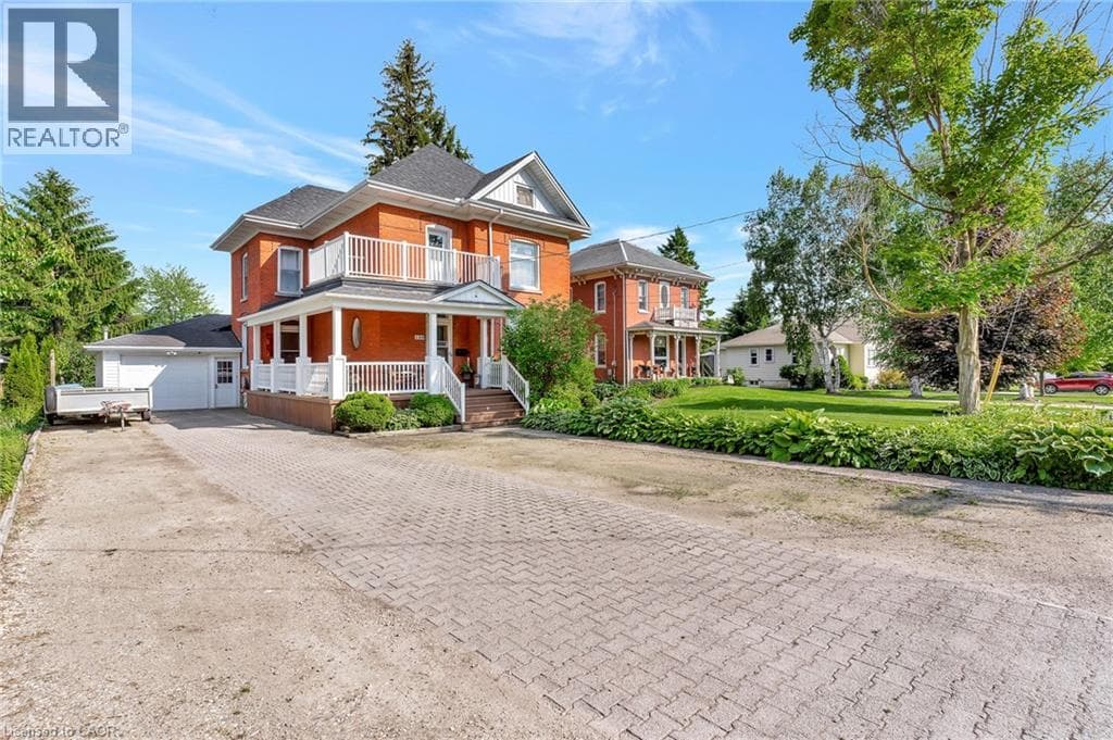 5 Bed · 2 Bath Detached House for Sale in Atwood