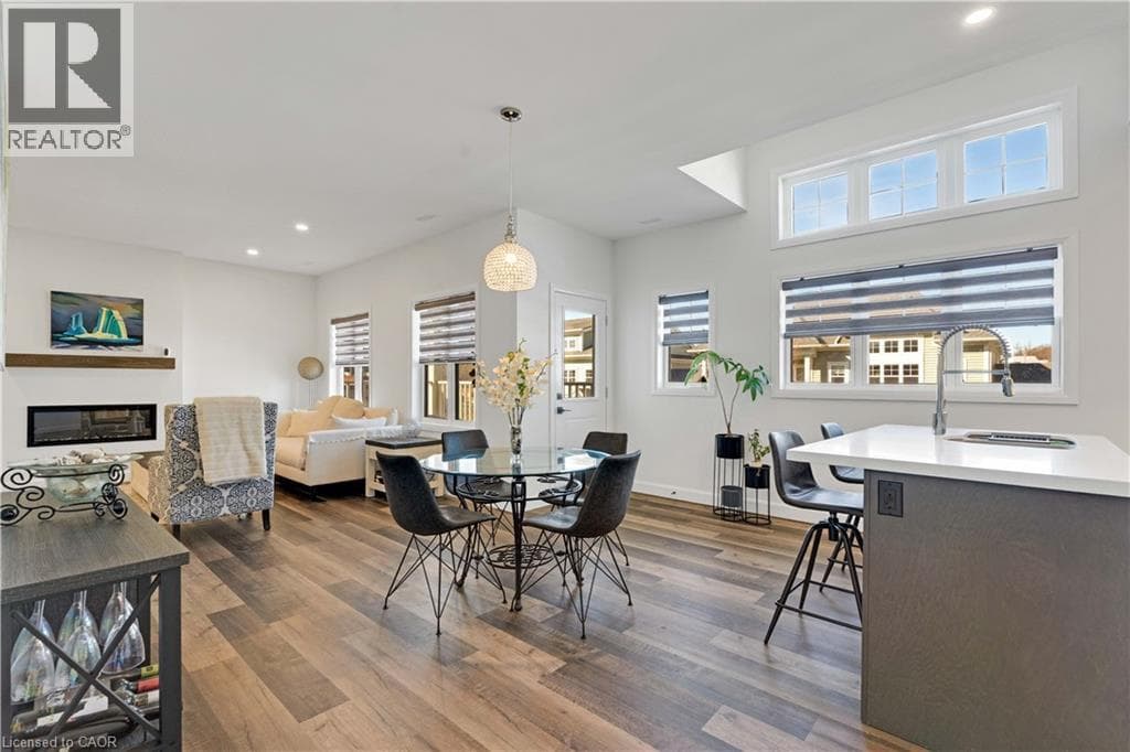 2 Bed · 2 Bath Detached House for Sale in Crystal Beach