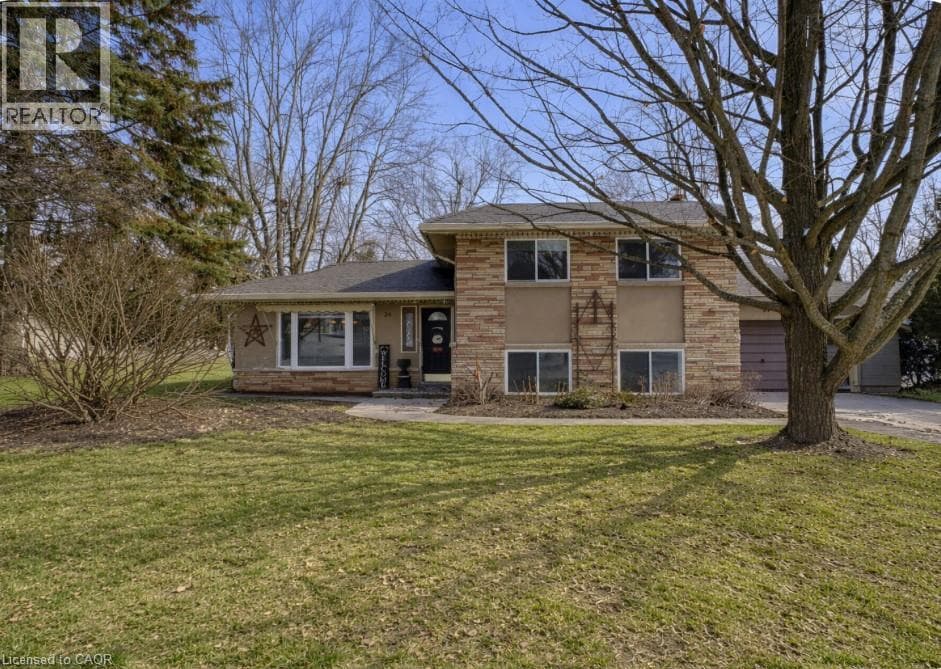 3 Bed · 1 Bath Detached House for Sale in Waterdown