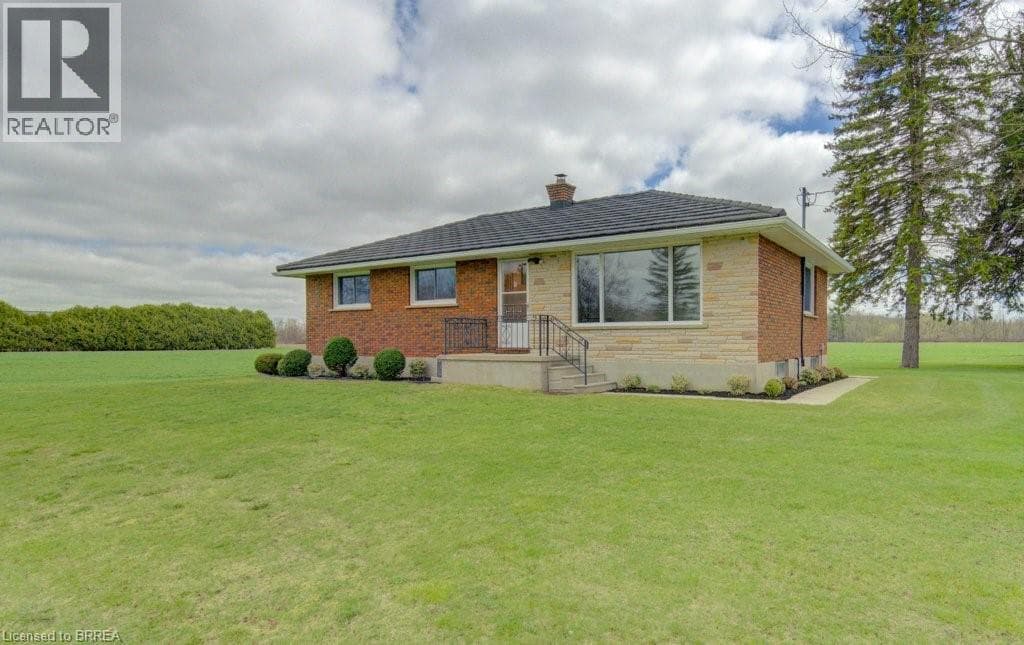 3 Bed · 1 Bath Detached House for Rent in Princeton