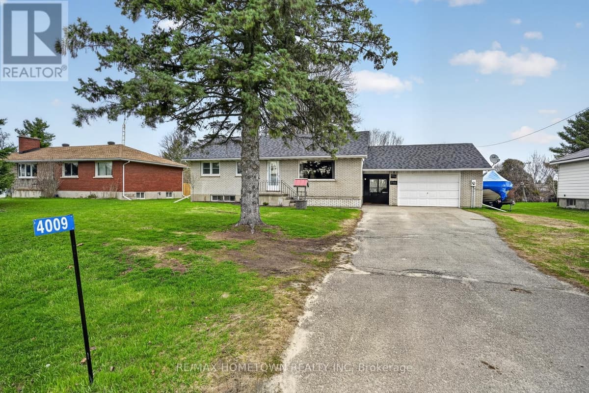 3 Bed · 1 Bath Detached House for Sale in Elizabethtown-Kitley
