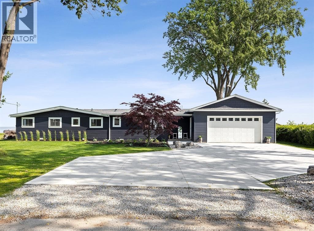 3 Bed · 2 Bath Detached House for Sale in Lighthouse Cove
