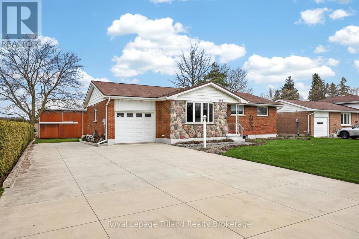 3 Bed · 2 Bath Detached House for Sale in East Zorra-Tavistock