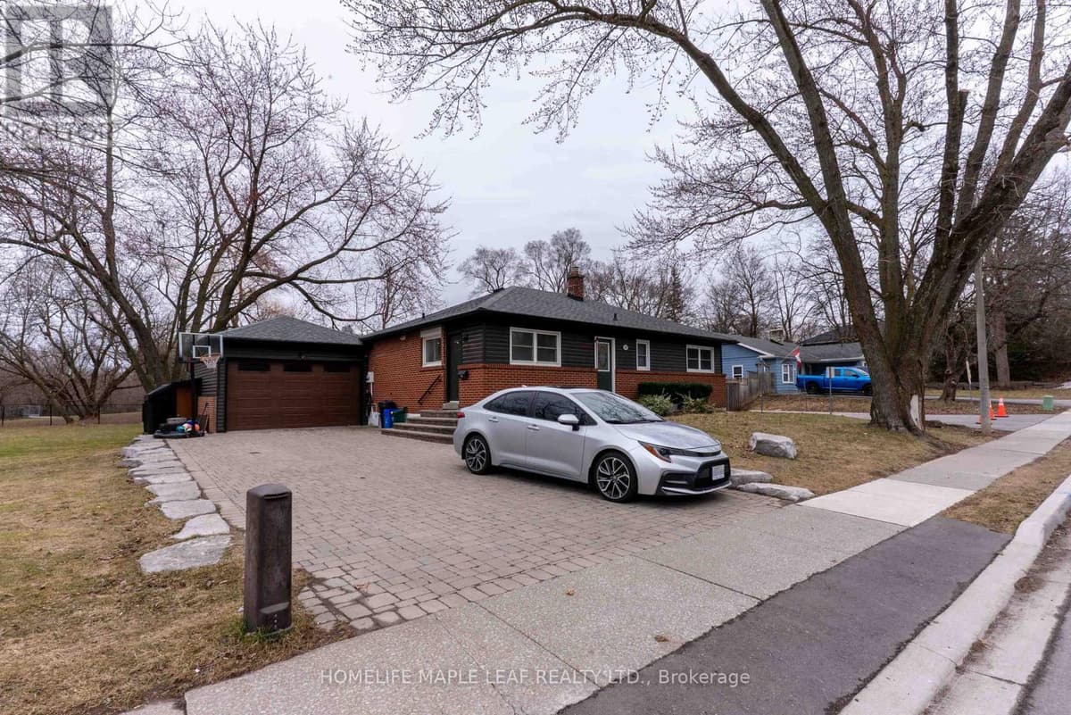 5 Bed · 4 Bath Multi-Family for Sale in Milton
