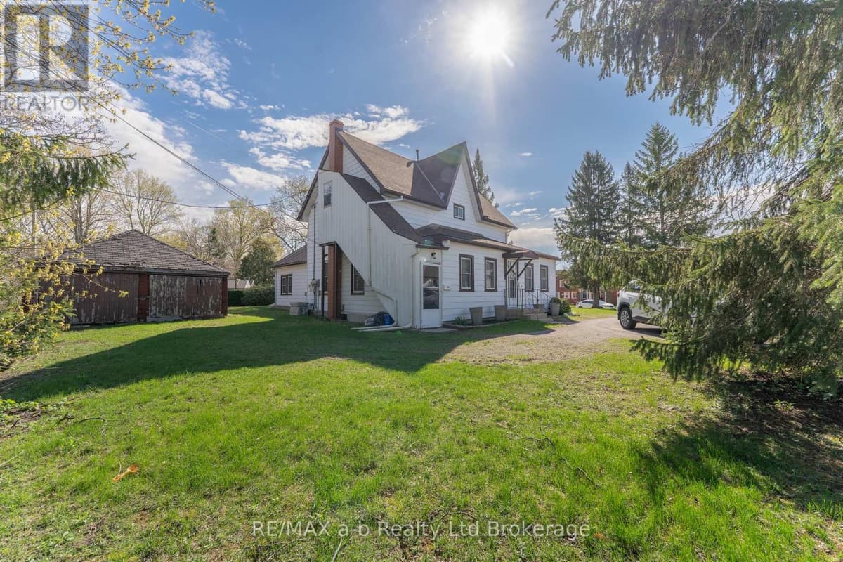1 Bed · 1 Bath Multi-Family for Rent in Tillsonburg