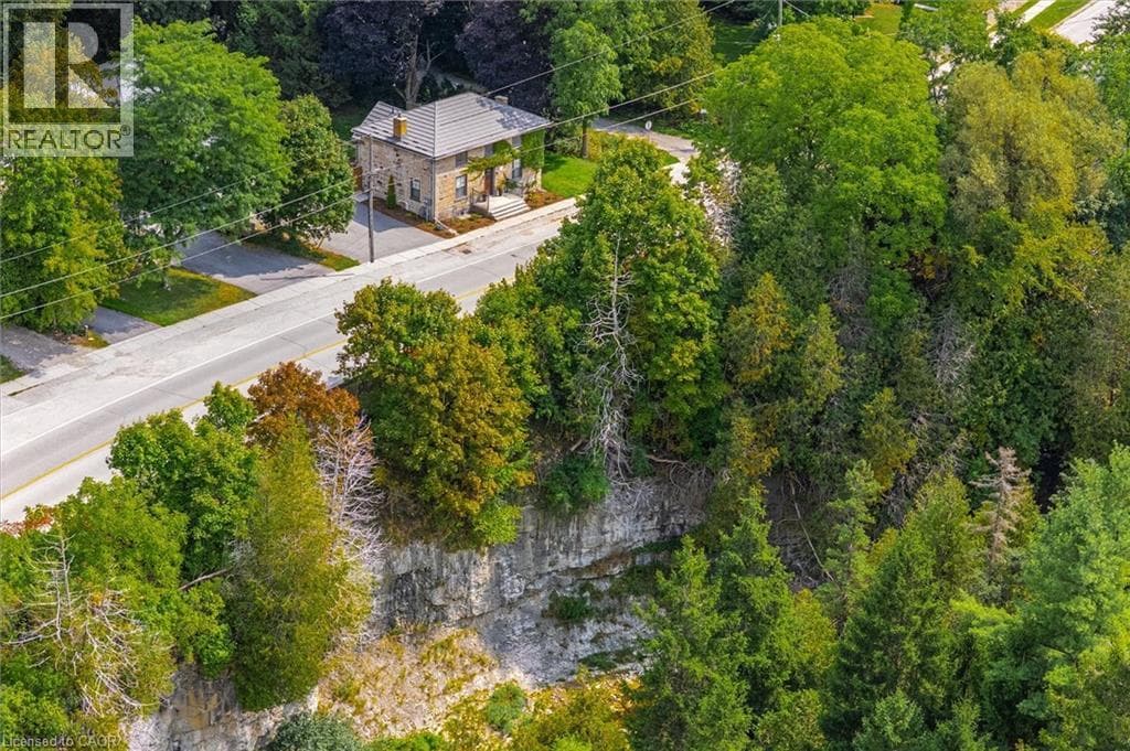 5 Bed · 4 Bath Detached House for Sale in Elora