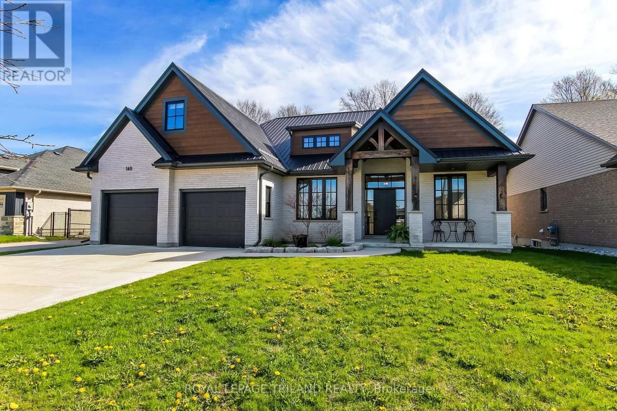 5 Bed · 4 Bath Detached House for Sale in Central Elgin