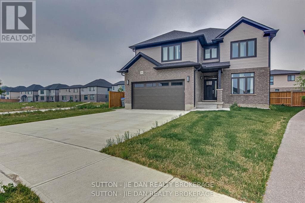 6 Bed · 4 Bath Detached House for Sale in Middlesex Centre