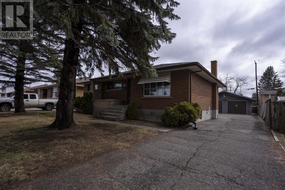 4 Bed · 2 Bath Detached House for Sale in Thunder Bay