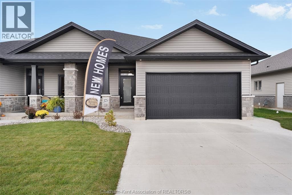 3 Bed · 3 Bath Detached House for Sale in Chatham