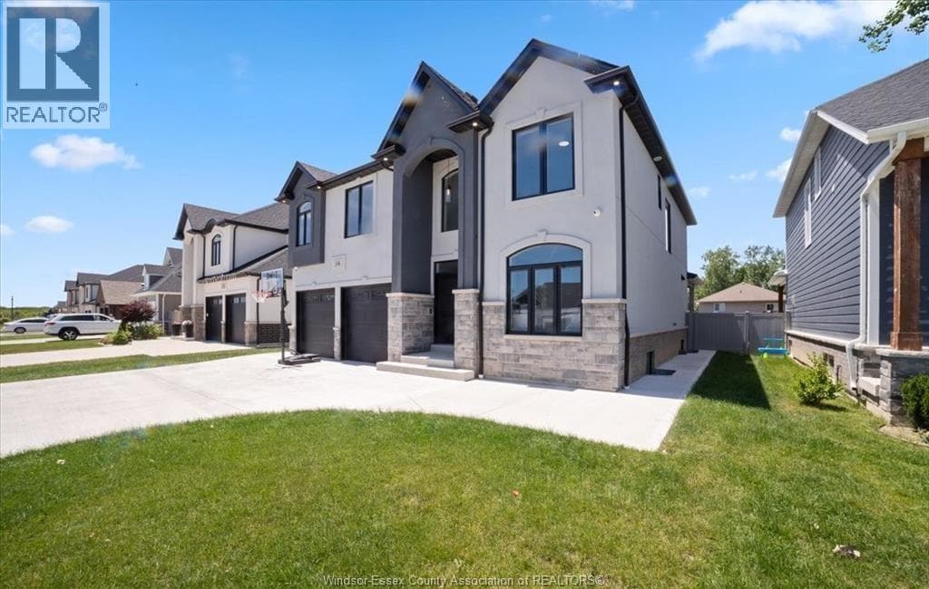 4 Bed · 5 Bath Detached House for Rent in Belle River