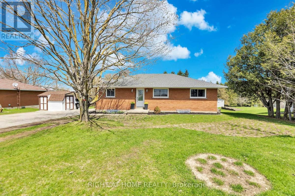 6 Bed · 2 Bath Detached House for Sale in Wellington North