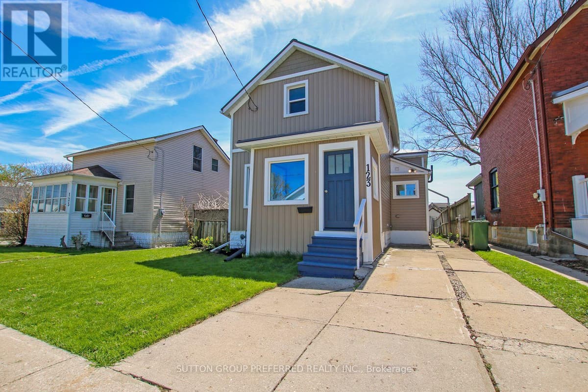 3 Bed · 2 Bath Detached House for Sale in St. Thomas