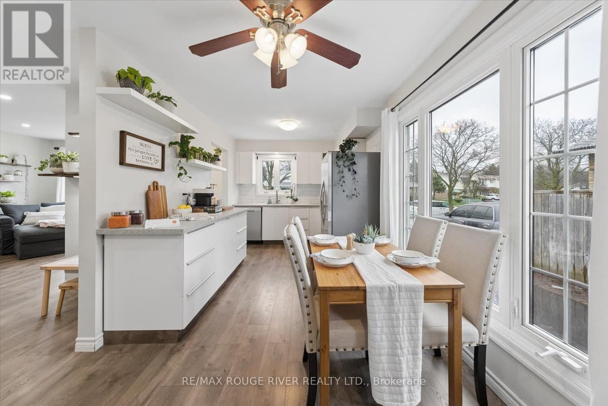 3 Bed · 2 Bath Detached House for Sale in Oshawa