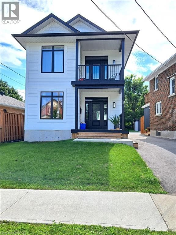 2 Bed · 1 Bath Detached House for Rent in Kitchener