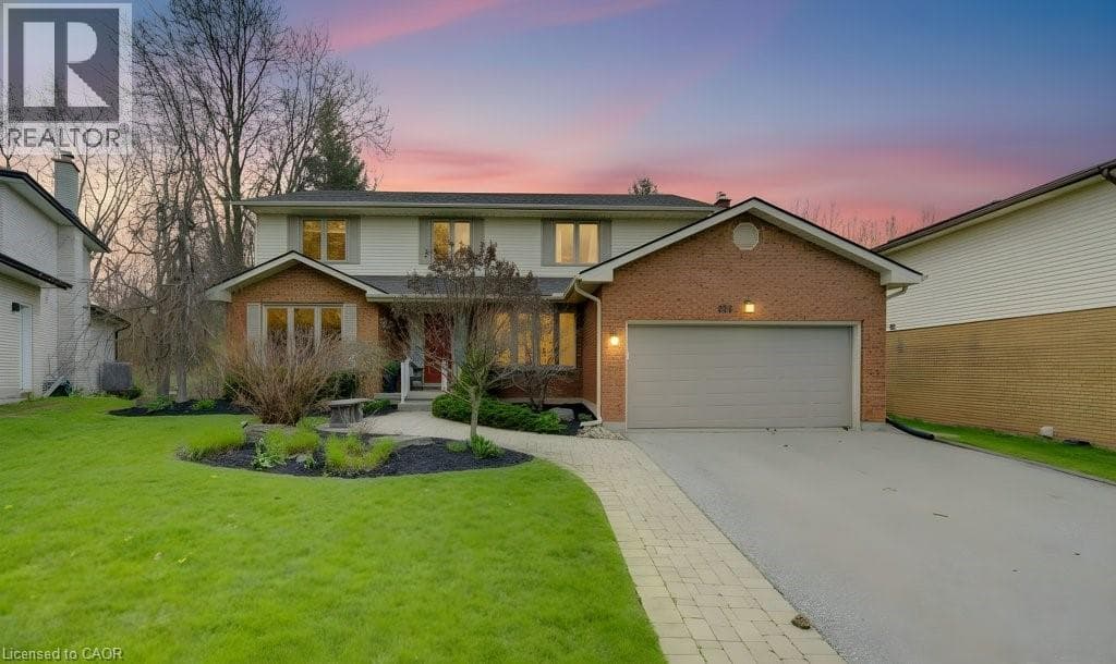 4 Bed · 4 Bath Detached House for Sale in Waterloo