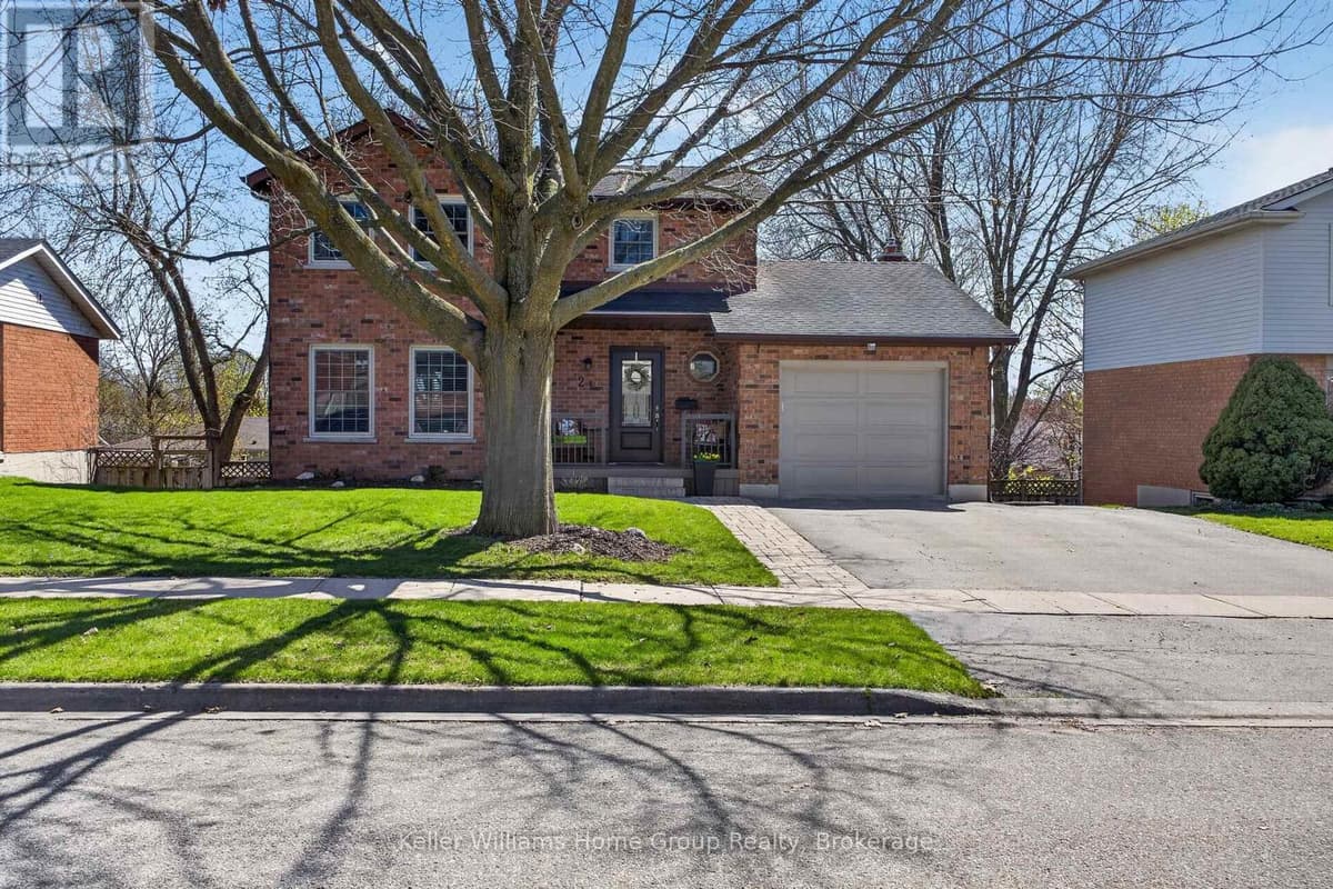 3 Bed · 2 Bath Detached House for Sale in Guelph