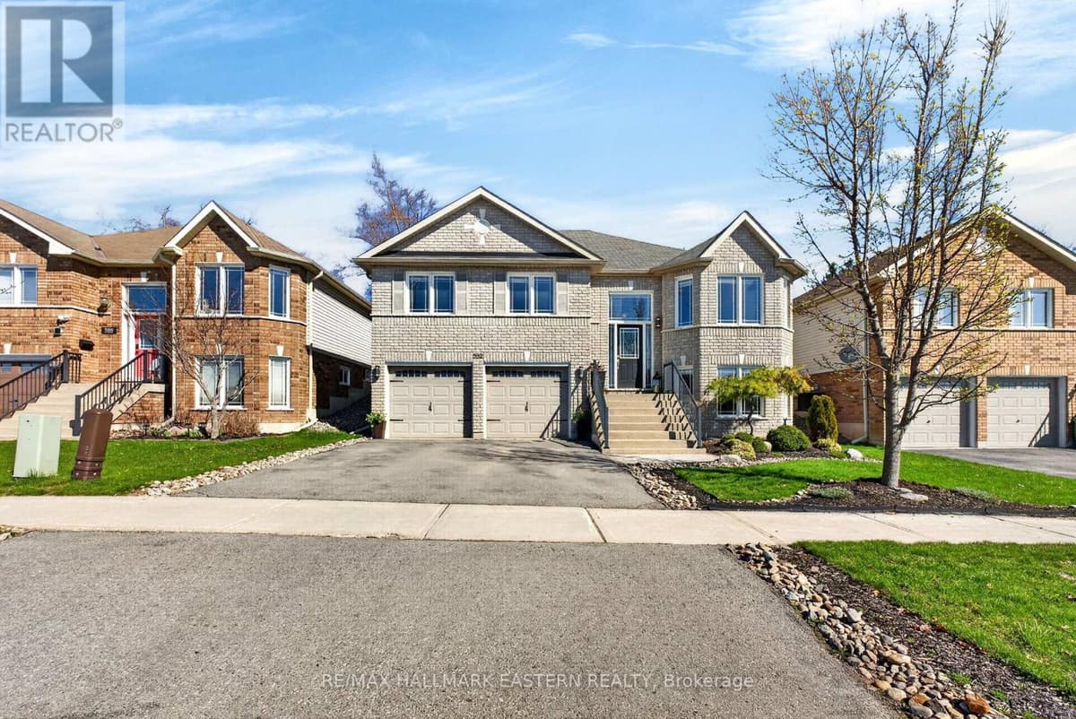 4 Bed · 3 Bath Detached House for Sale in Peterborough