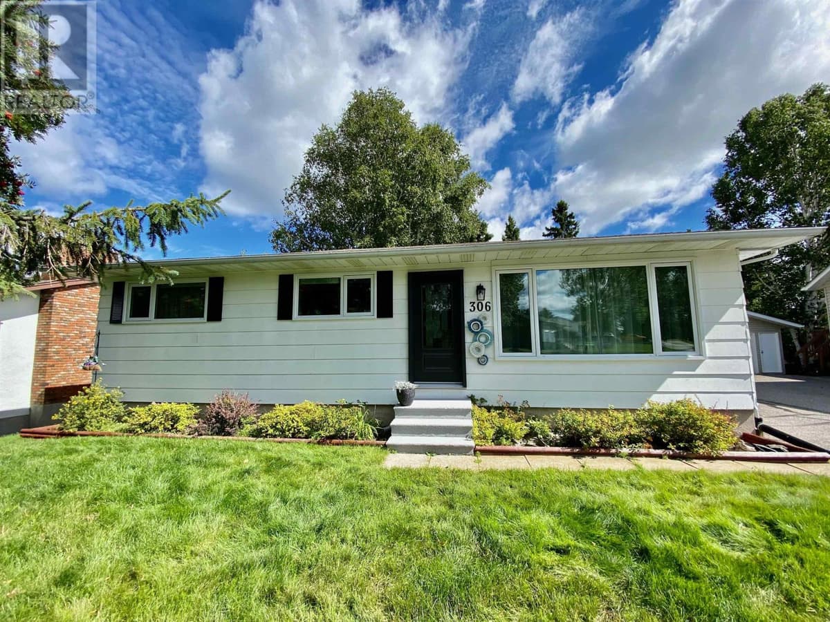 3 Bed · 2 Bath Detached House for Sale in Dryden