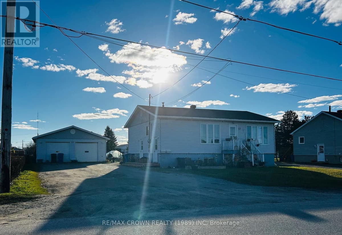 5 Bed · 2 Bath Detached House for Sale in Kapuskasing