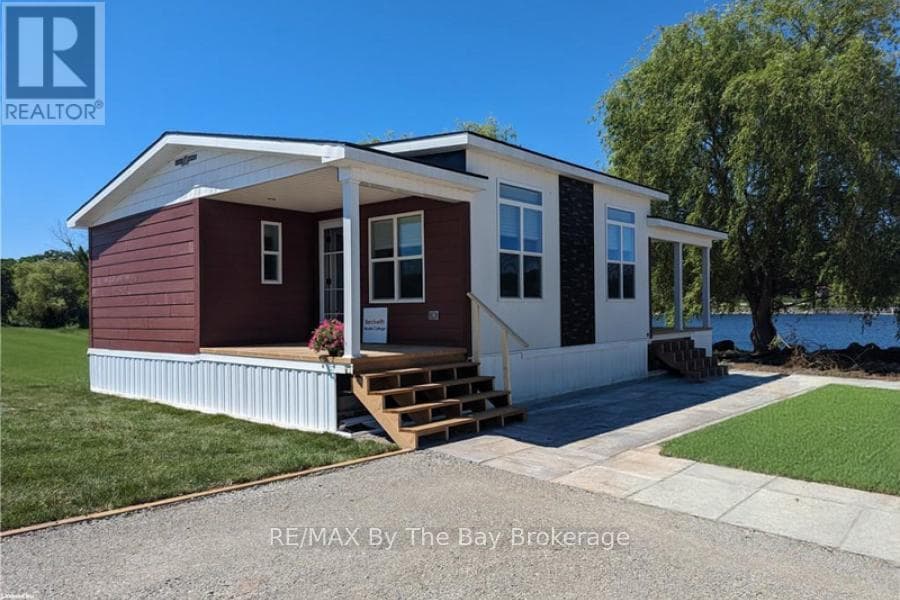 3 Bed · 2 Bath Detached House for Sale in Midland