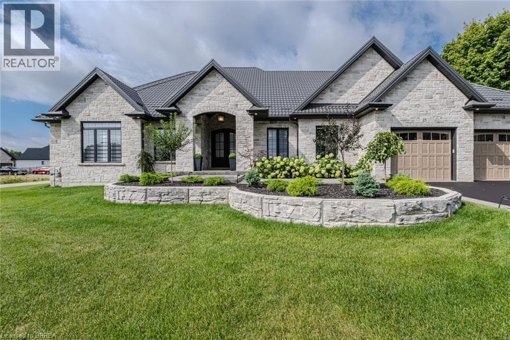 6 Bed · 5 Bath Detached House for Sale in Oakland