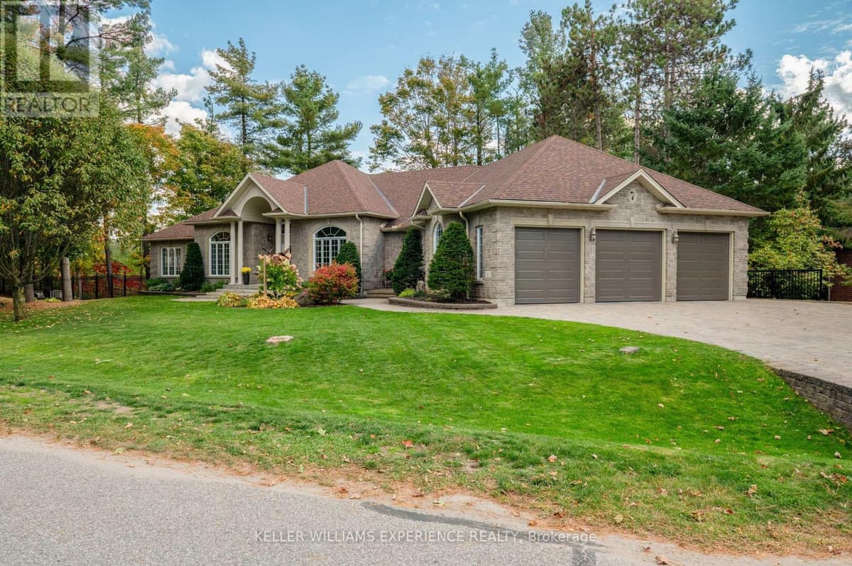 7 Bed · 5 Bath Detached House for Sale in Oro-Medonte
