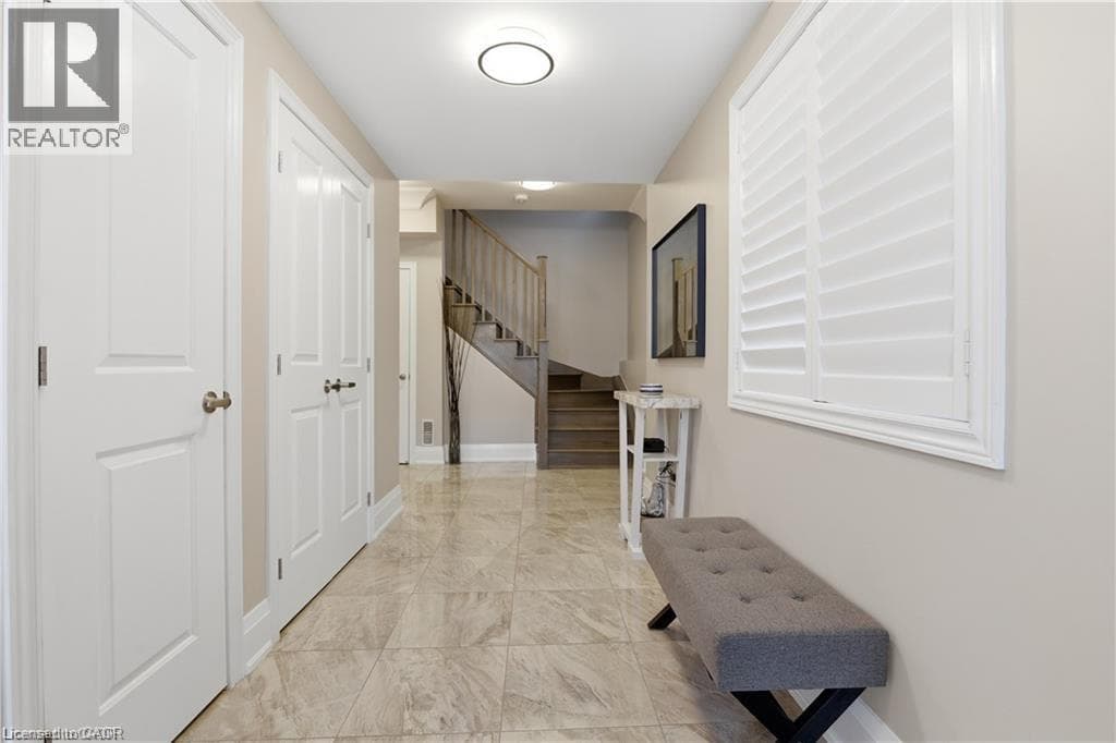 3 Bed · 2 Bath Detached House for Sale in Waterdown