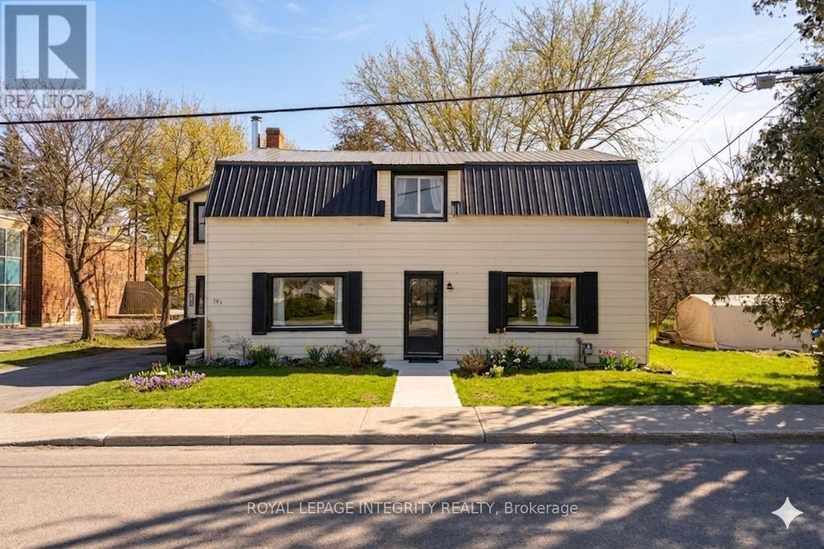 4 Bed · 3 Bath Detached House for Sale in Arnprior