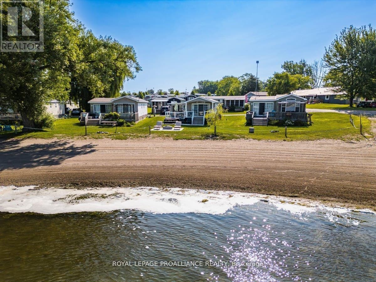 2 Bed · 1 Bath Detached House for Sale in Prince Edward County