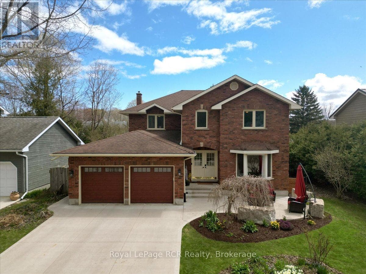 5 Bed · 4 Bath Detached House for Sale in Owen Sound