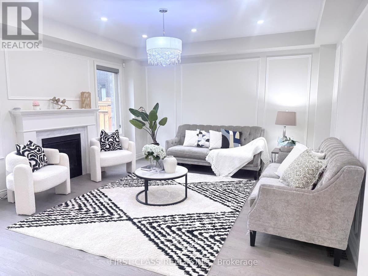 4 Bed · 4 Bath Detached House for Sale in Richmond Hill