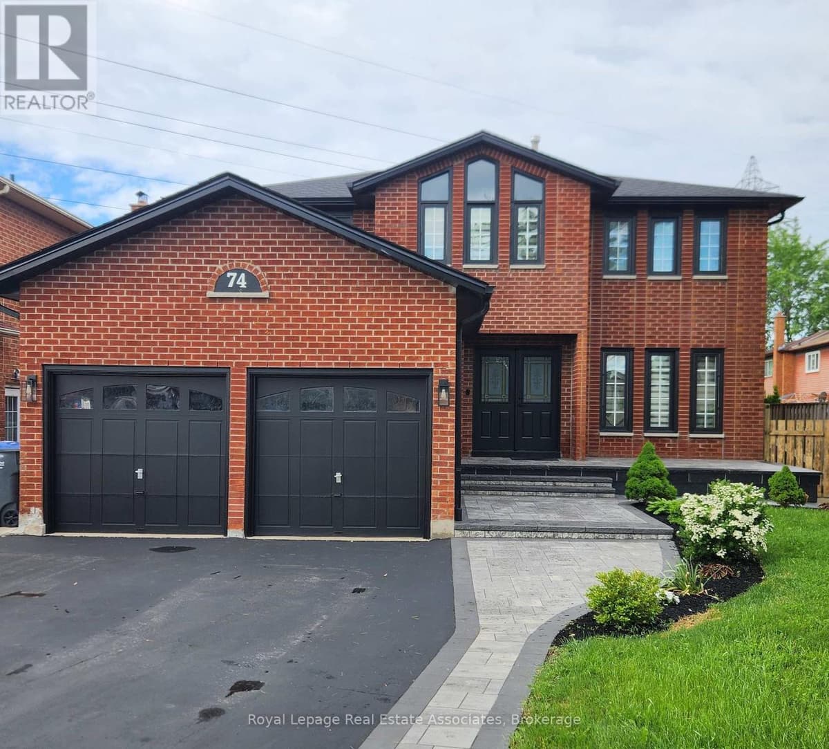 7 Bed · 4 Bath Detached House for Sale in Brampton