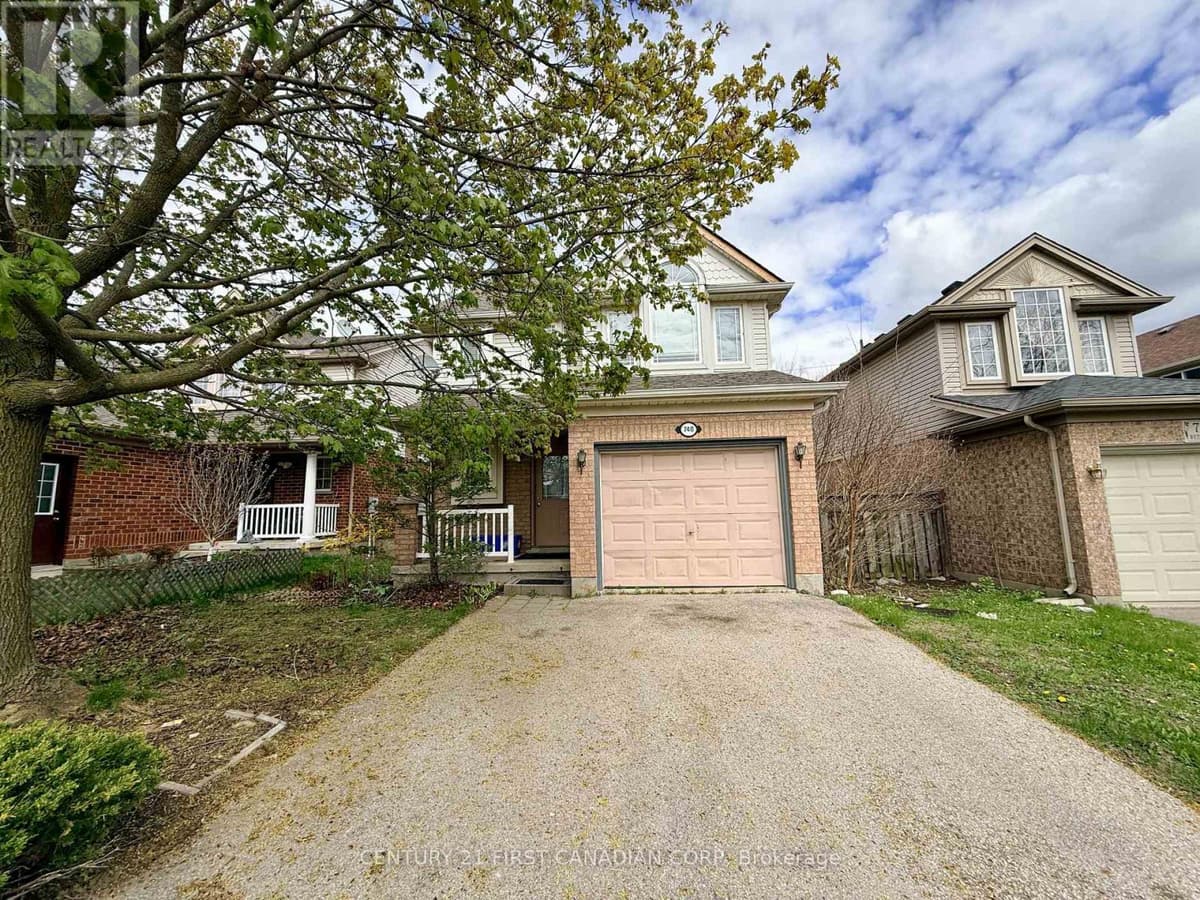 6 Bed · 4 Bath Detached House for Rent in London North