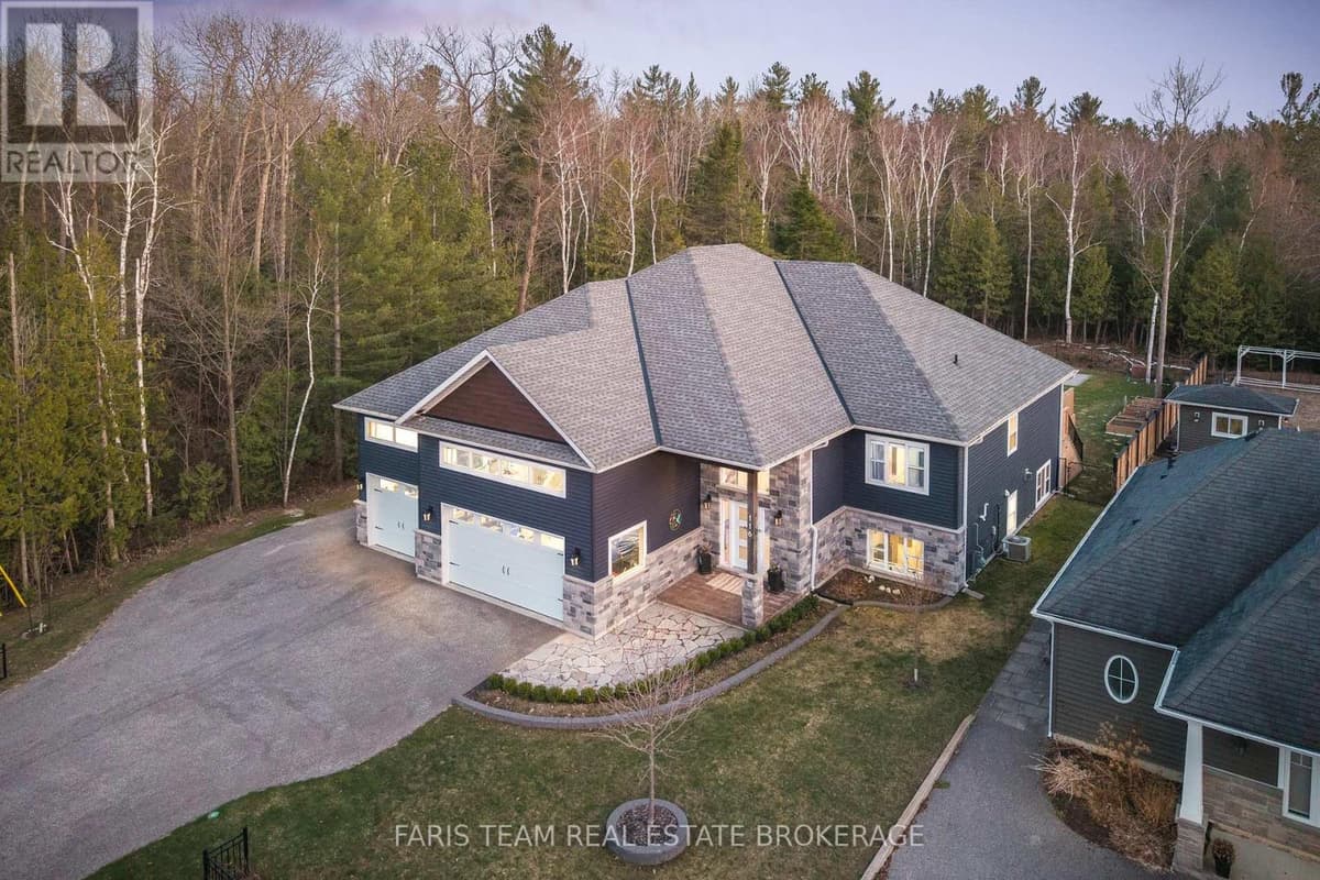 5 Bed · 4 Bath Detached House for Sale in Wasaga Beach