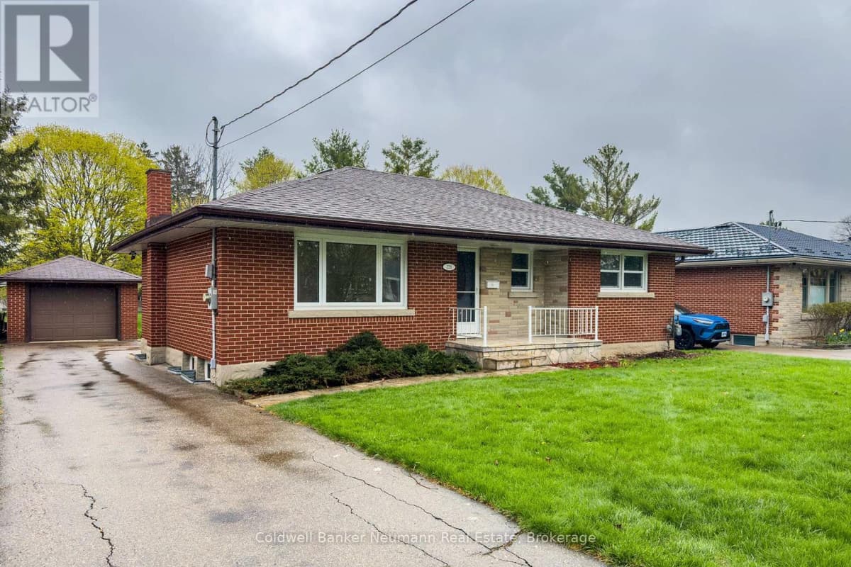 4 Bed · 2 Bath Detached House for Rent in Guelph