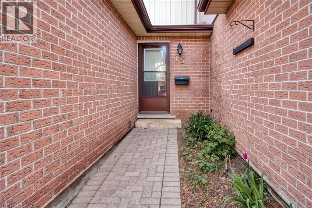4 Bed · 3 Bath Detached House for Rent in Kitchener