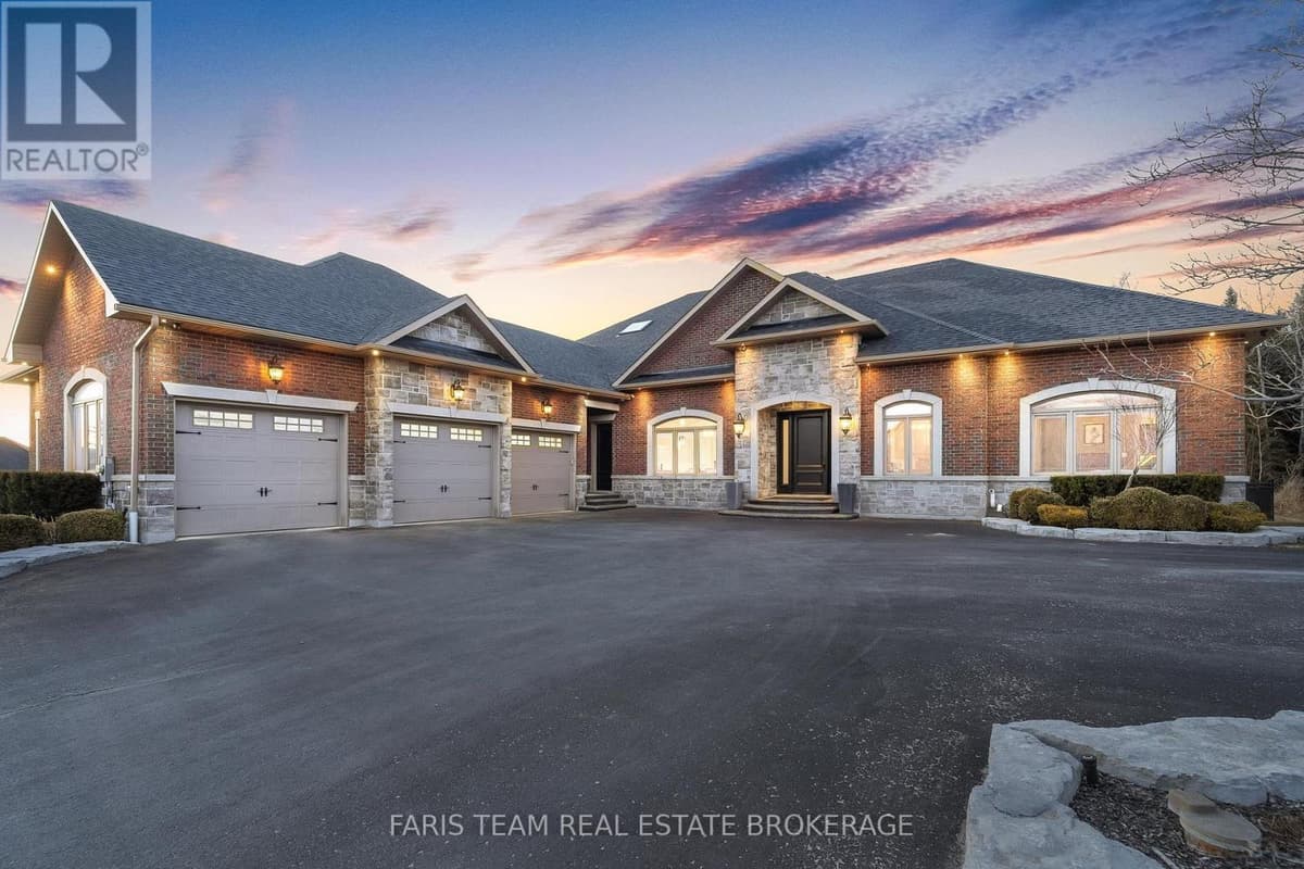 4 Bed · 4 Bath Detached House for Sale in Bradford West Gwillimbury
