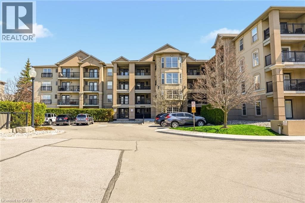 3 Bed · 2 Bath Detached House for Rent in Burlington