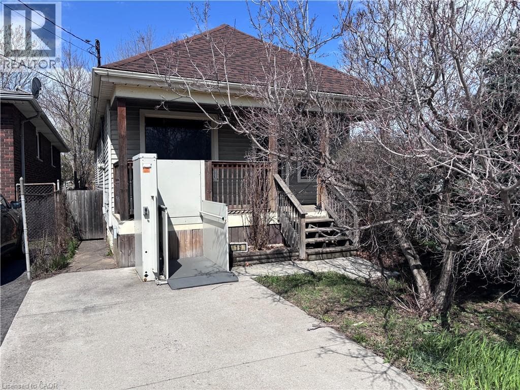 2 Bed · 1 Bath Detached House for Sale in Hamilton
