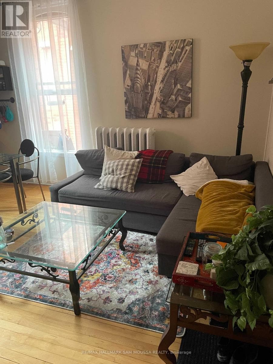 1 Bed · 1 Bath Multi-Family for Rent in Ottawa
