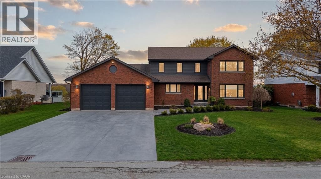 4 Bed · 3 Bath Detached House for Sale in Listowel