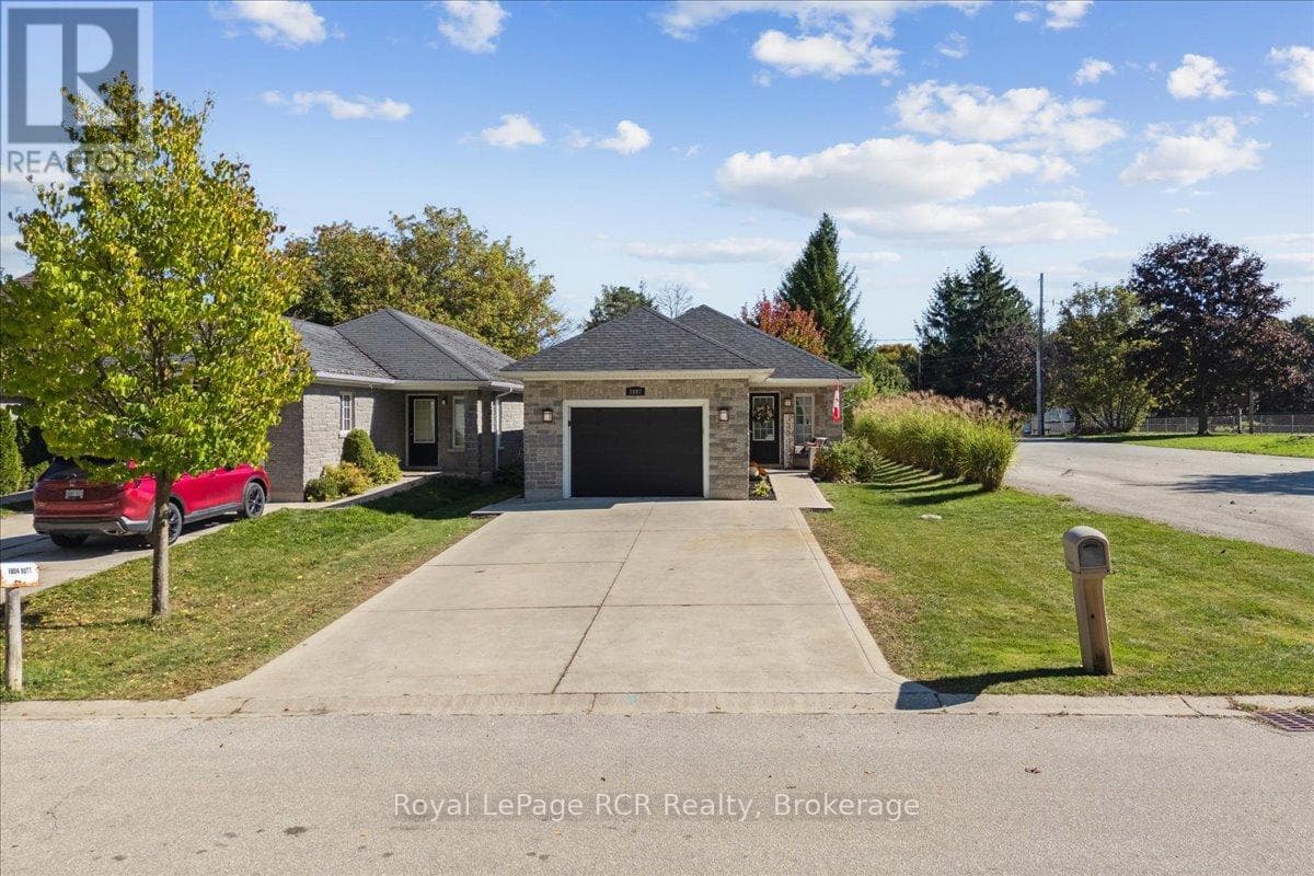 3 Bed · 2 Bath Detached House for Sale in Owen Sound