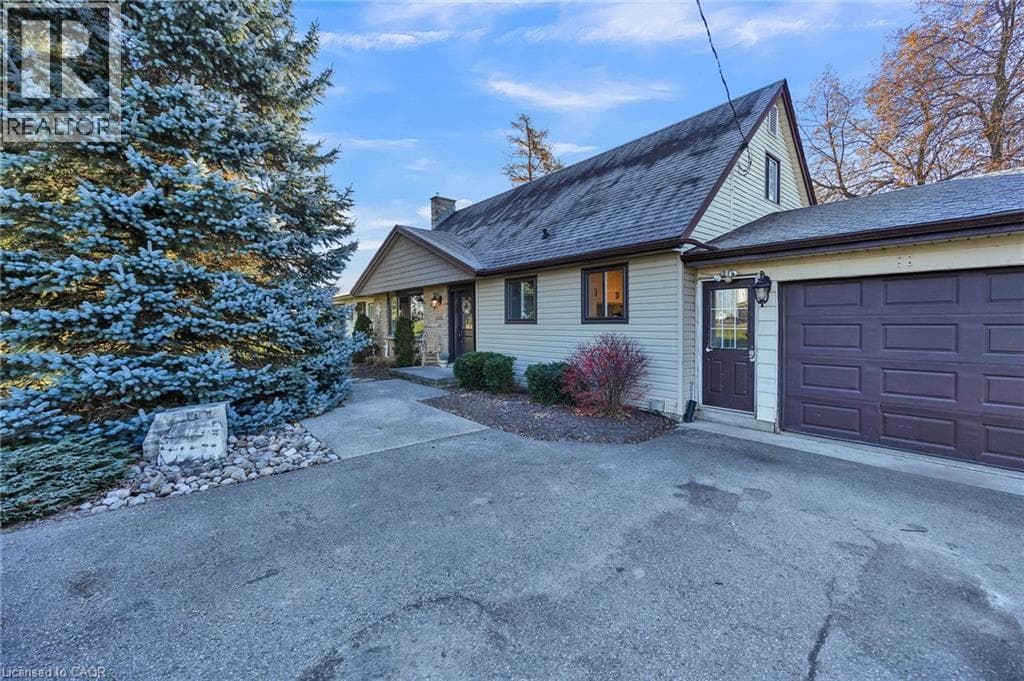 3 Bed · 2 Bath Detached House for Sale in St. Clements