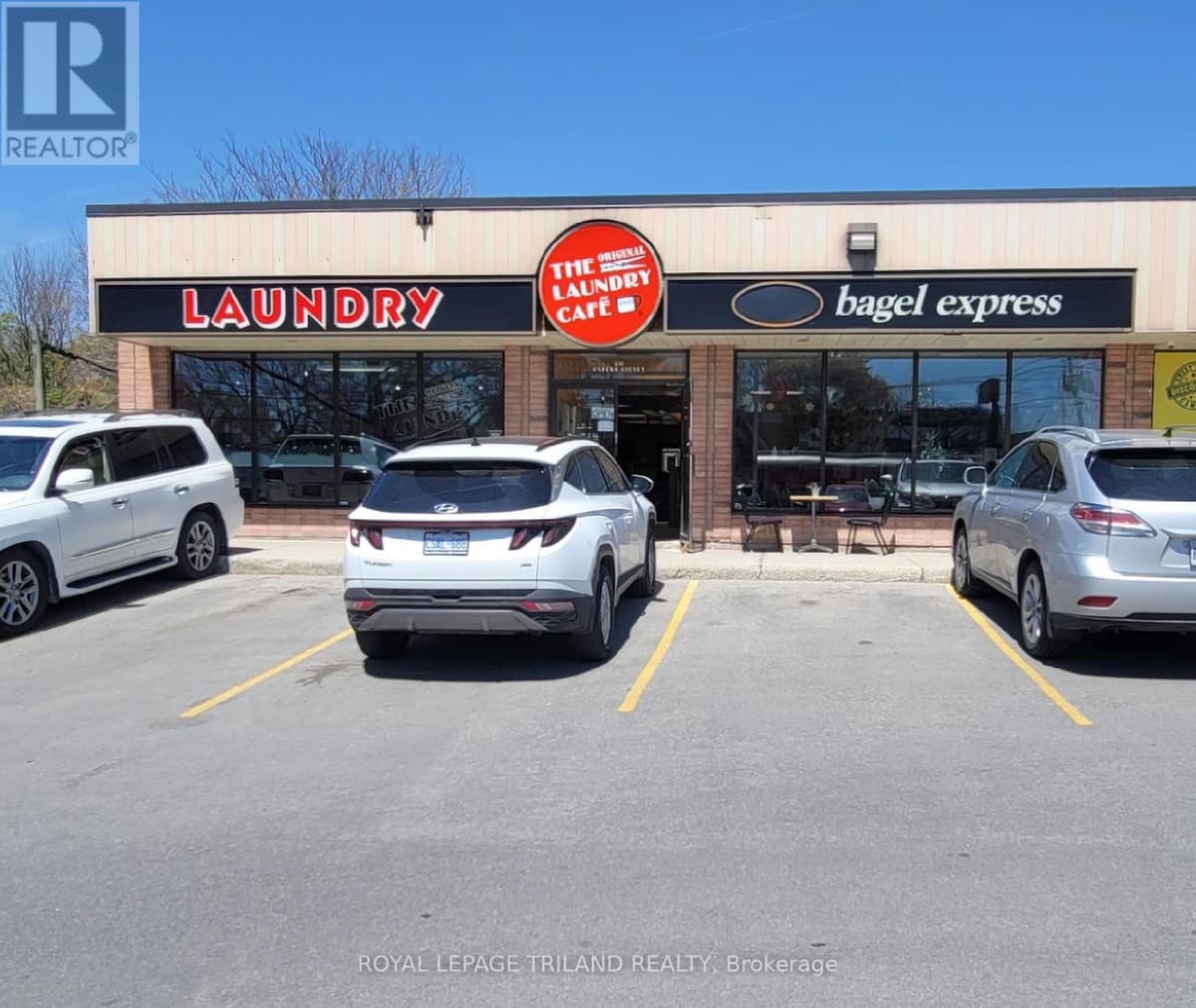 2 Bath Business for Sale in London North